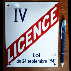 PLAQUE EMAILLEE LICENCE IV